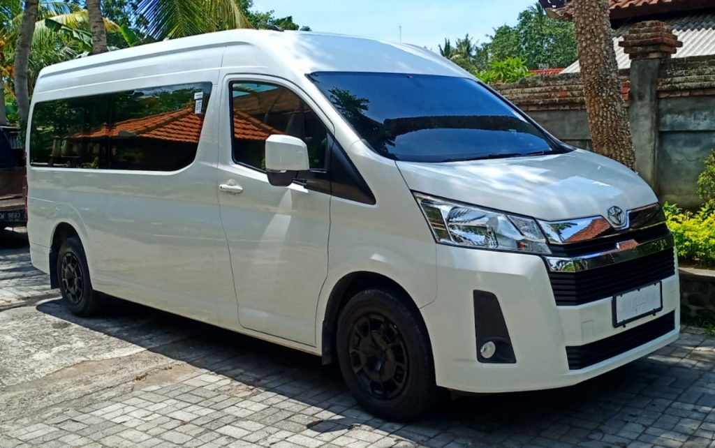 Sewa Mobil Hiace Premio di Bali